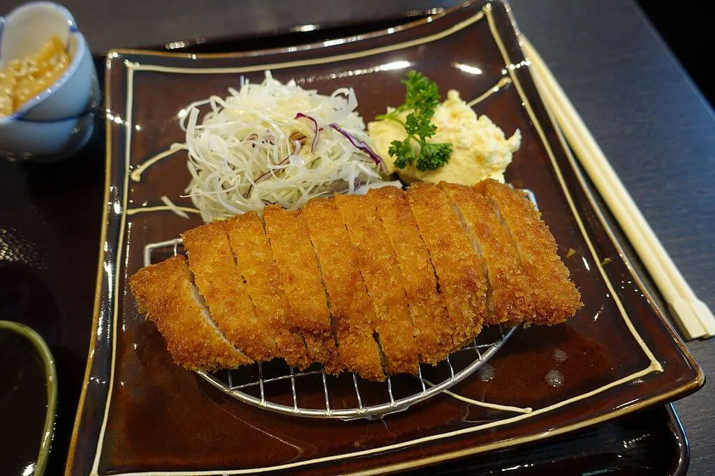 Tonkatsu (Pork Cutlet)